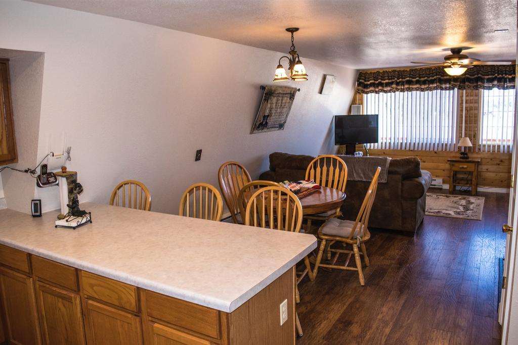 Вилла Aspen Meadow Cabin Duck Creek Village Экстерьер фото